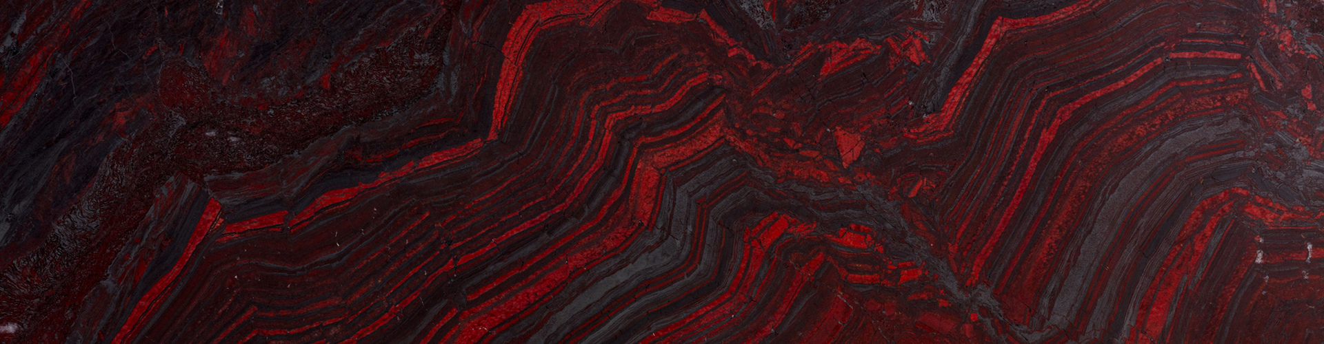 Iron Red | EIGHT STONES